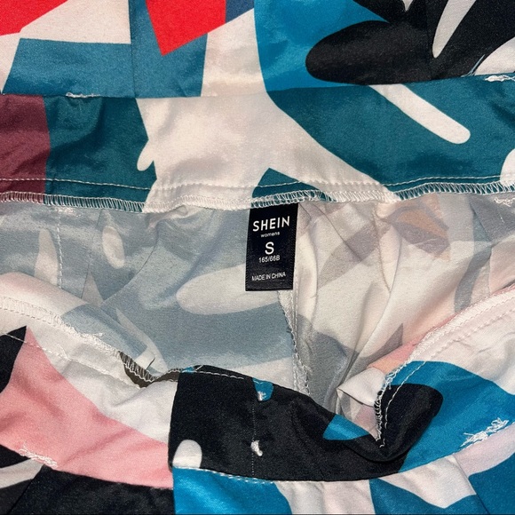 SHEIN Tropical Wide Band Waist Self Belt Pants size Small - Picture 2 of 4